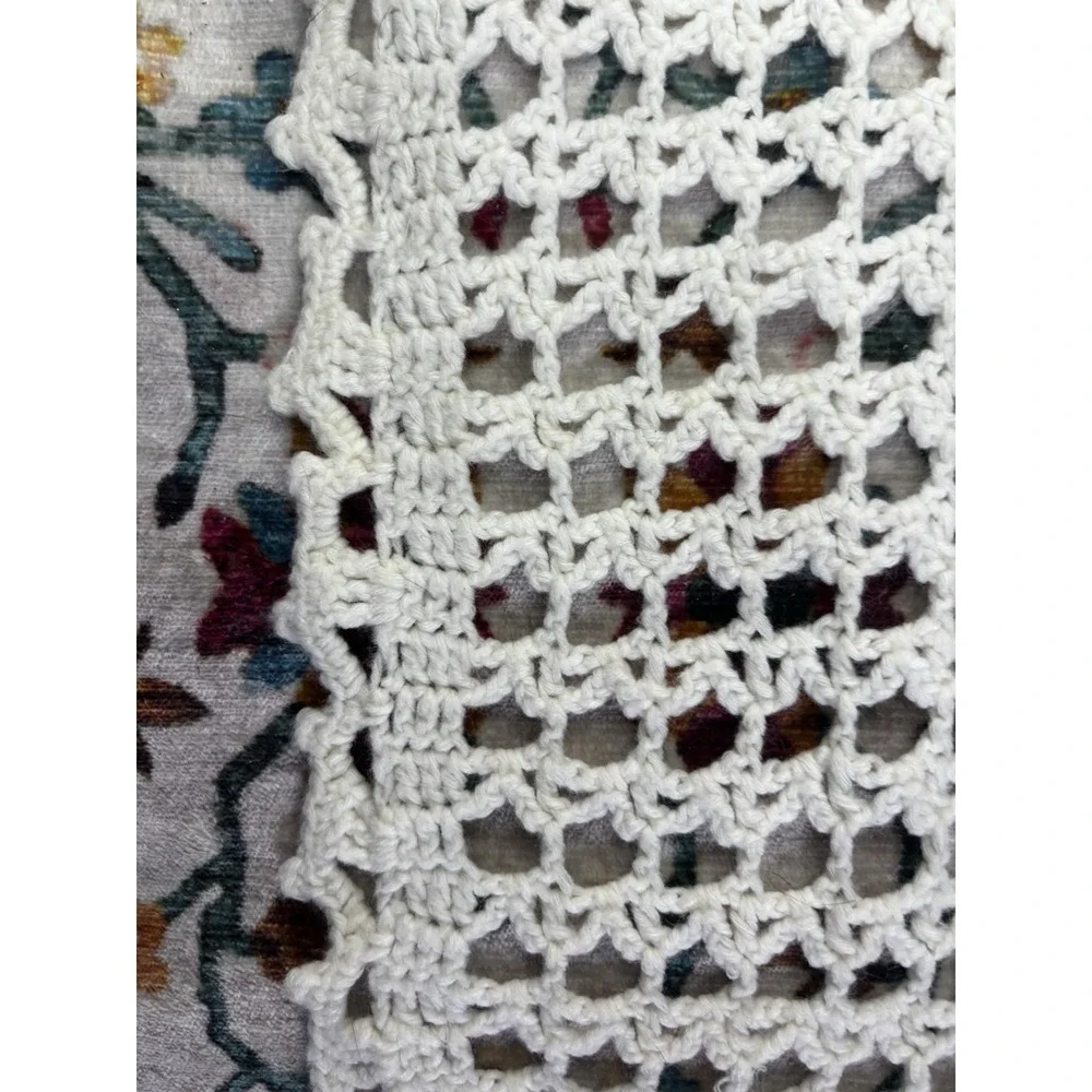 Vintage Crochet Doily Runner White Cottage Shabby Chic Farmhouse 58
